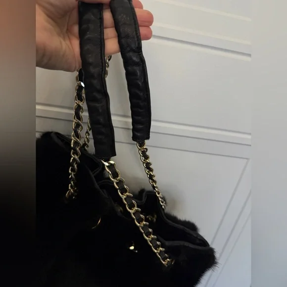 PAOLO MASI MINK FUR PURSE WITH CHAIN STRAPS BLACK GOLD - Picture 8 of 10